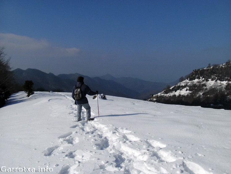 007 Caminant per la neu